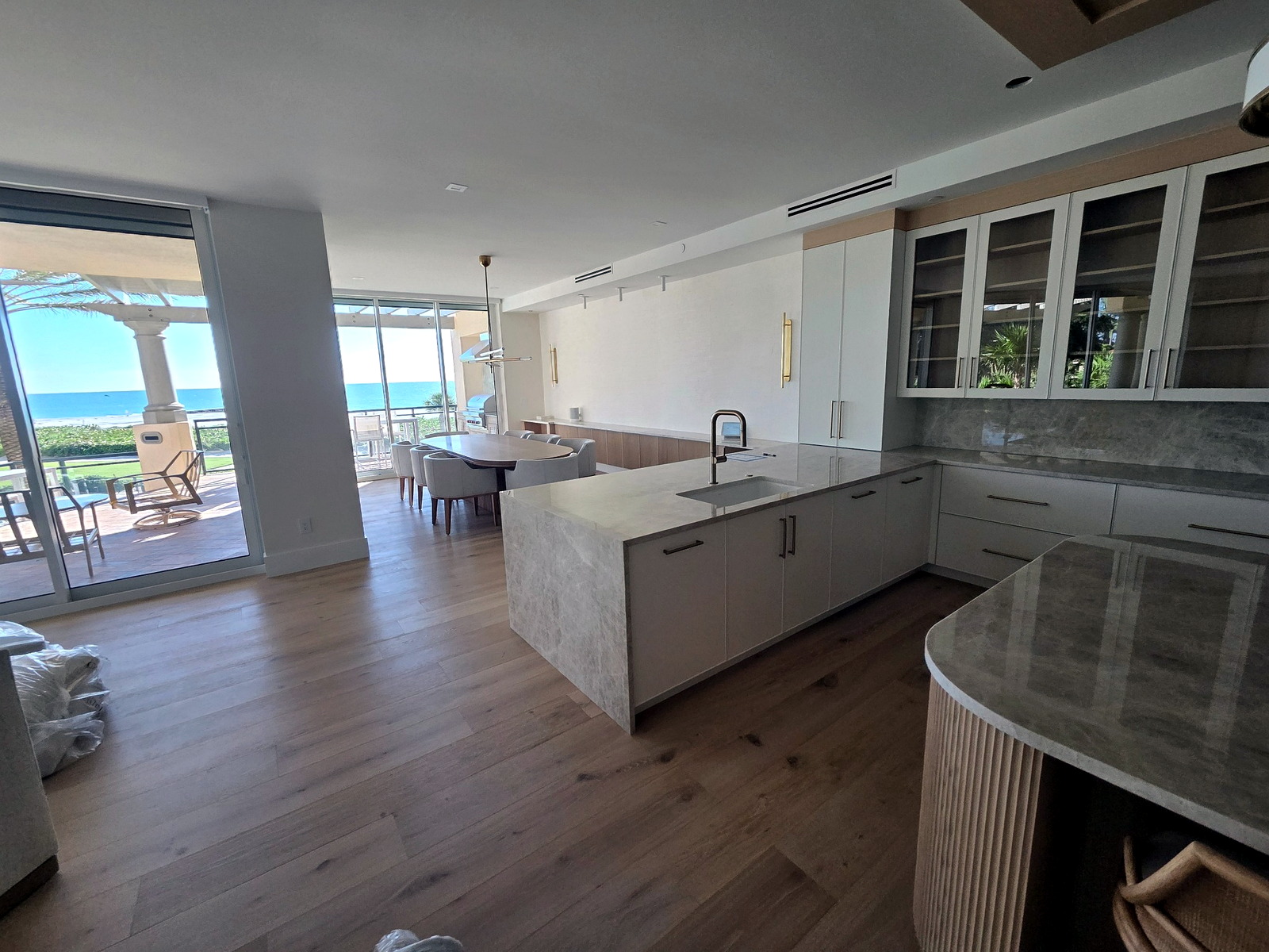 Room-of-choice white-glove placement of delivered items inside a home